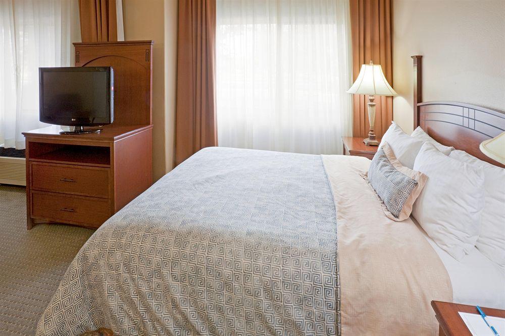 Staybridge Suites Lubbock-University Area By Ihg Værelse billede
