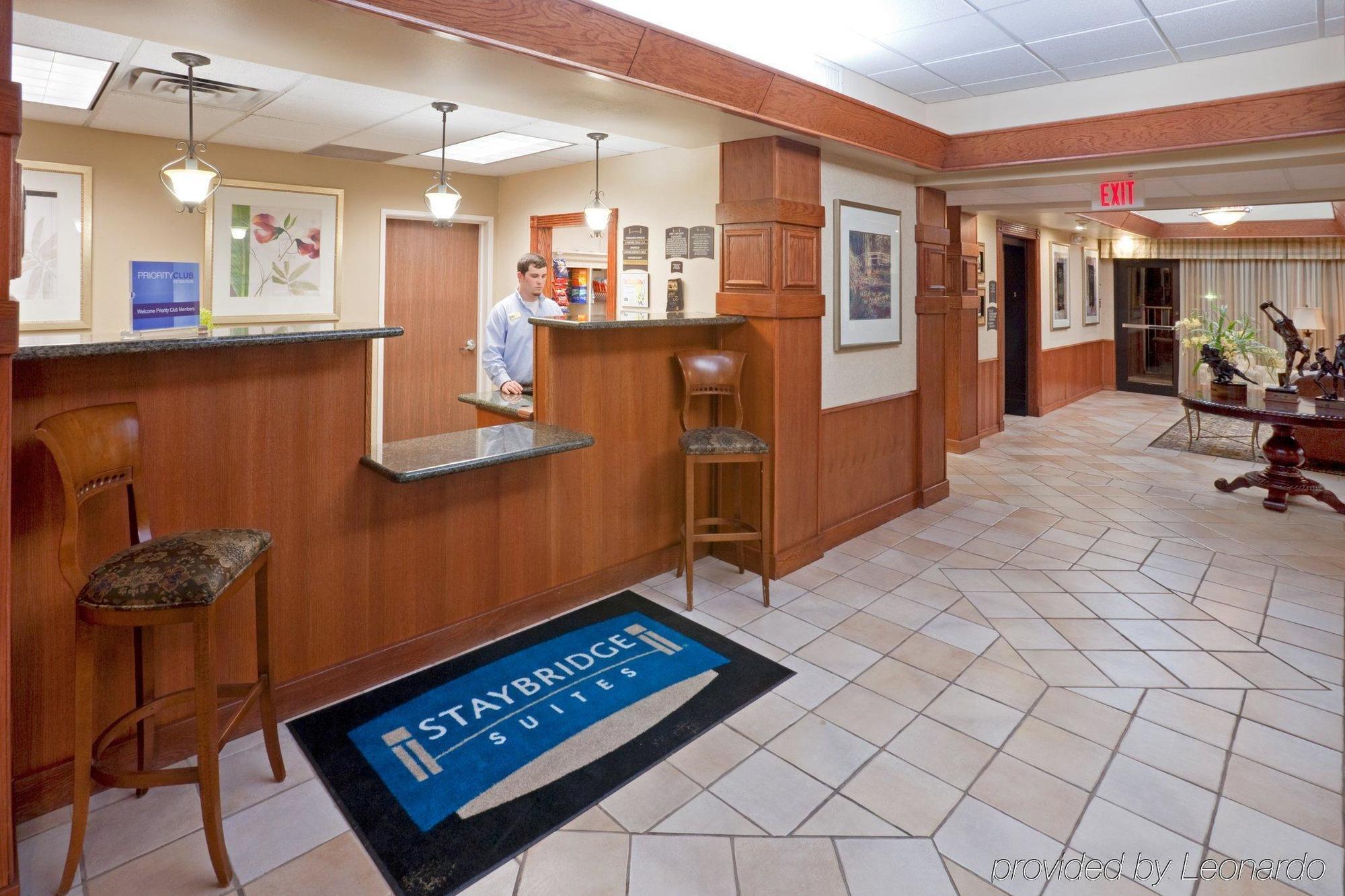 Staybridge Suites Lubbock-University Area By Ihg Eksteriør billede