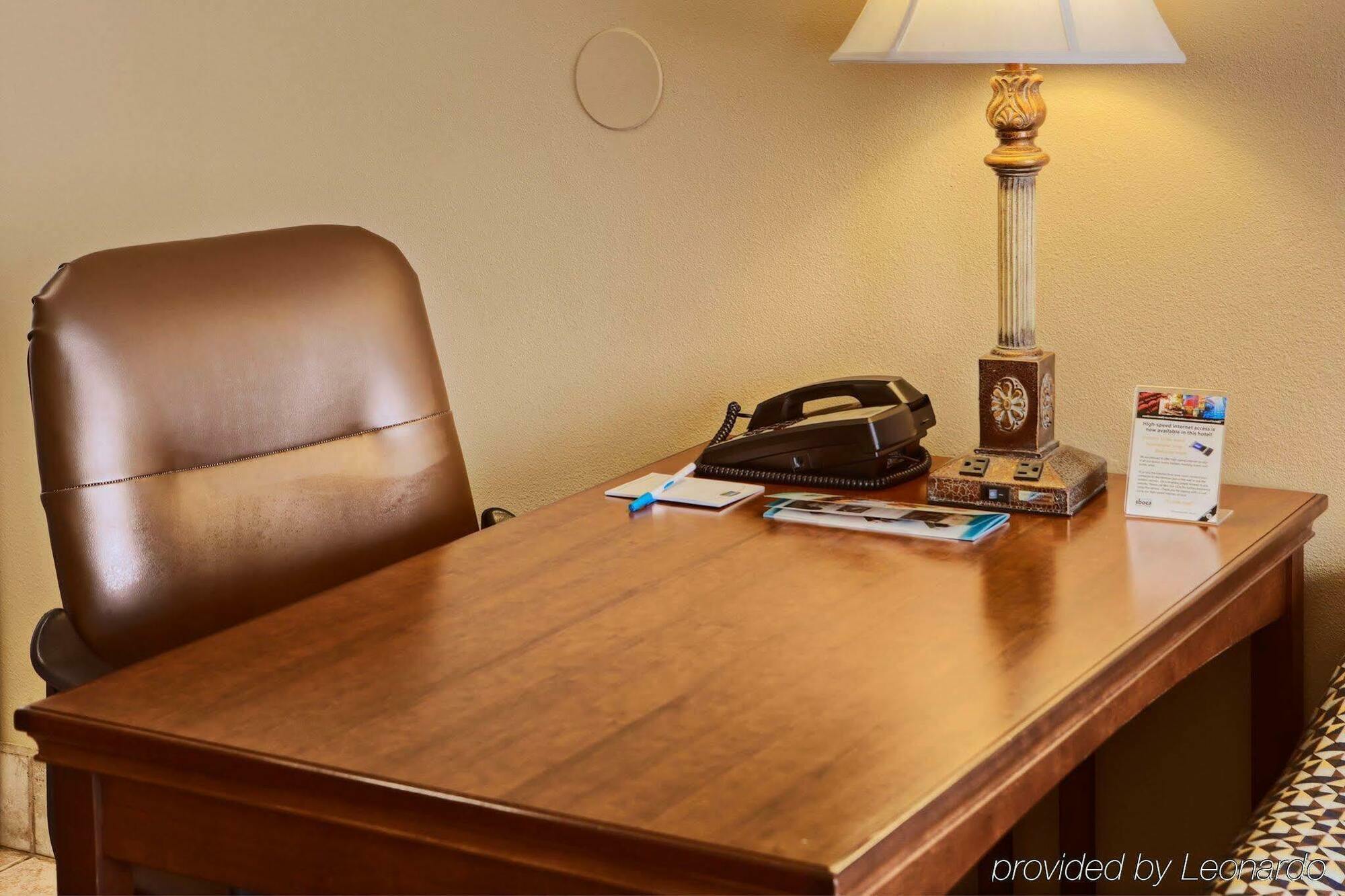 Staybridge Suites Lubbock-University Area By Ihg Eksteriør billede